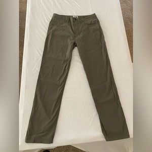 Northface OD Green Pants size 30x32